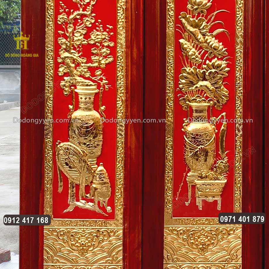Khung tranh bằng gỗ sồi v&ocirc; c&ugrave;ng chắc chắn